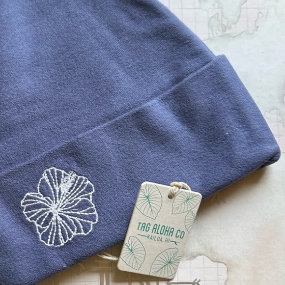 Tag Aloha Hibiscus Beanie - Picture 2 of 11
